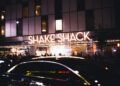 Shake Shack offre hamburger gratuiti in onore della lunga durata degli Oscar.