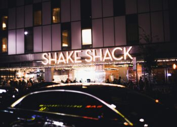 Shake Shack offre hamburger gratuiti in onore della lunga durata degli Oscar.