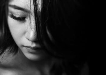 La designer di moda Kathryn Marie Gallagher, famosa per lo styling di icone come Lady Gaga e Laverne Cox, ha avuto la causa della sua morte rivelata.